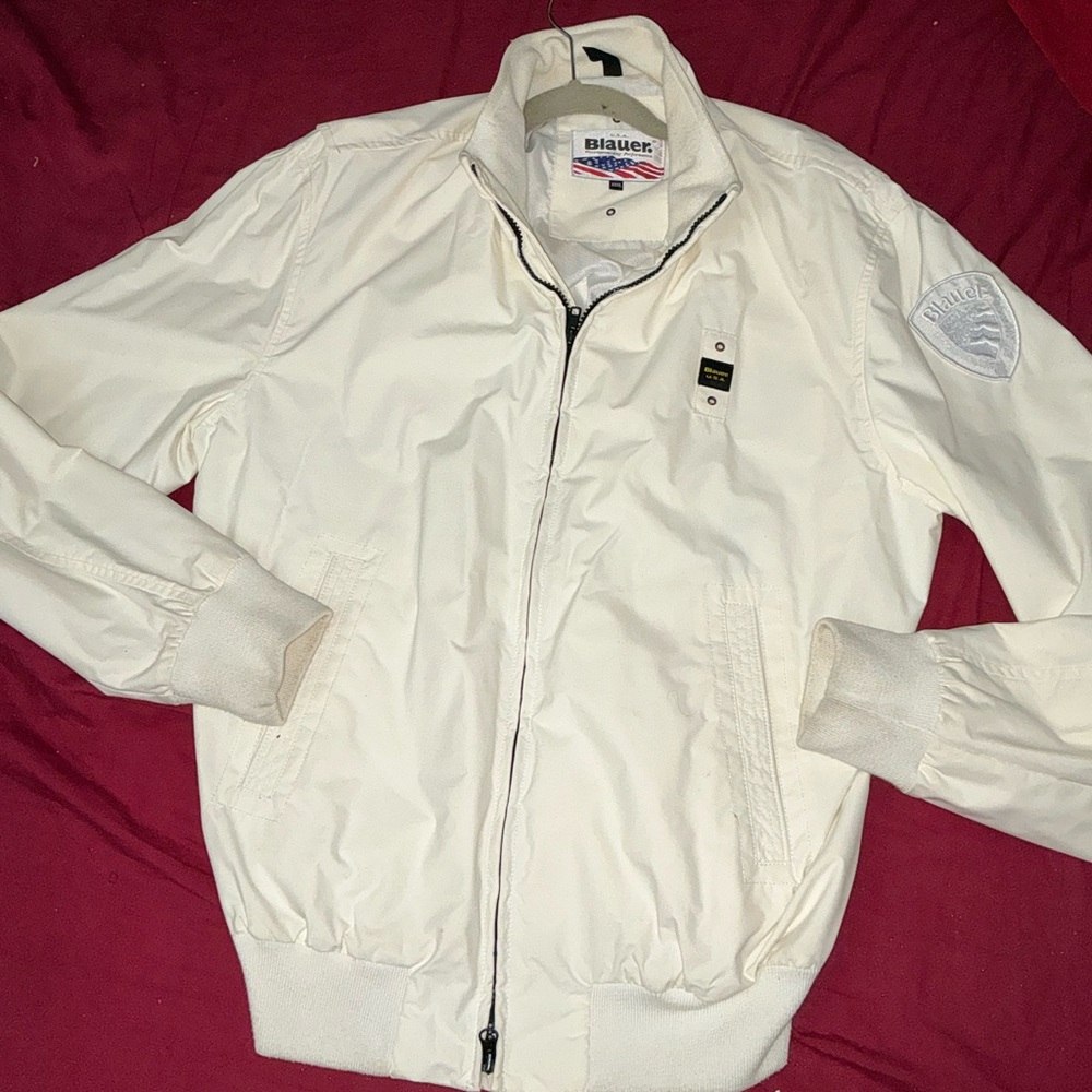 Blauer beige jacket, Size XXXL,, FULLY LINED.
Underarm 24”. Fully lined.